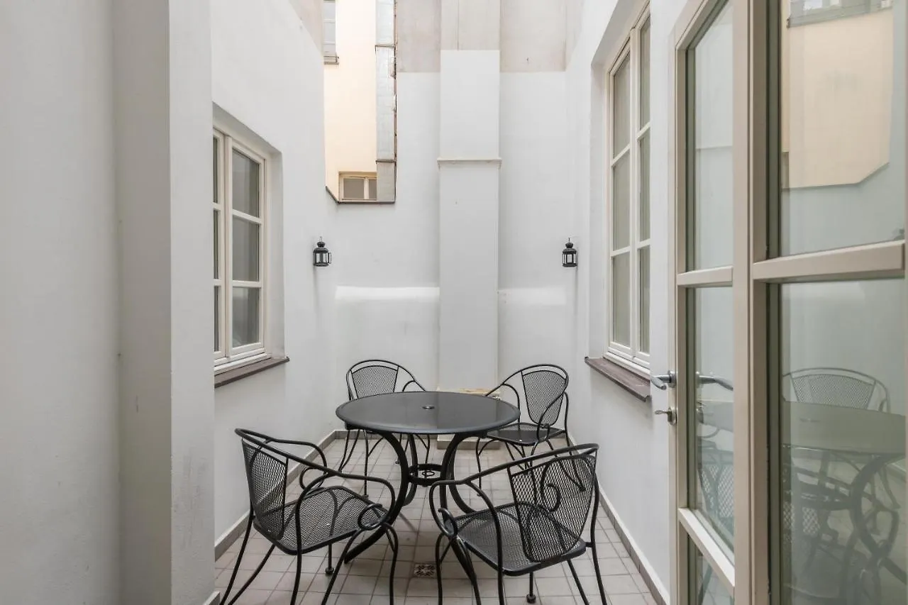 Apartment Apartman Carolinum Prague
