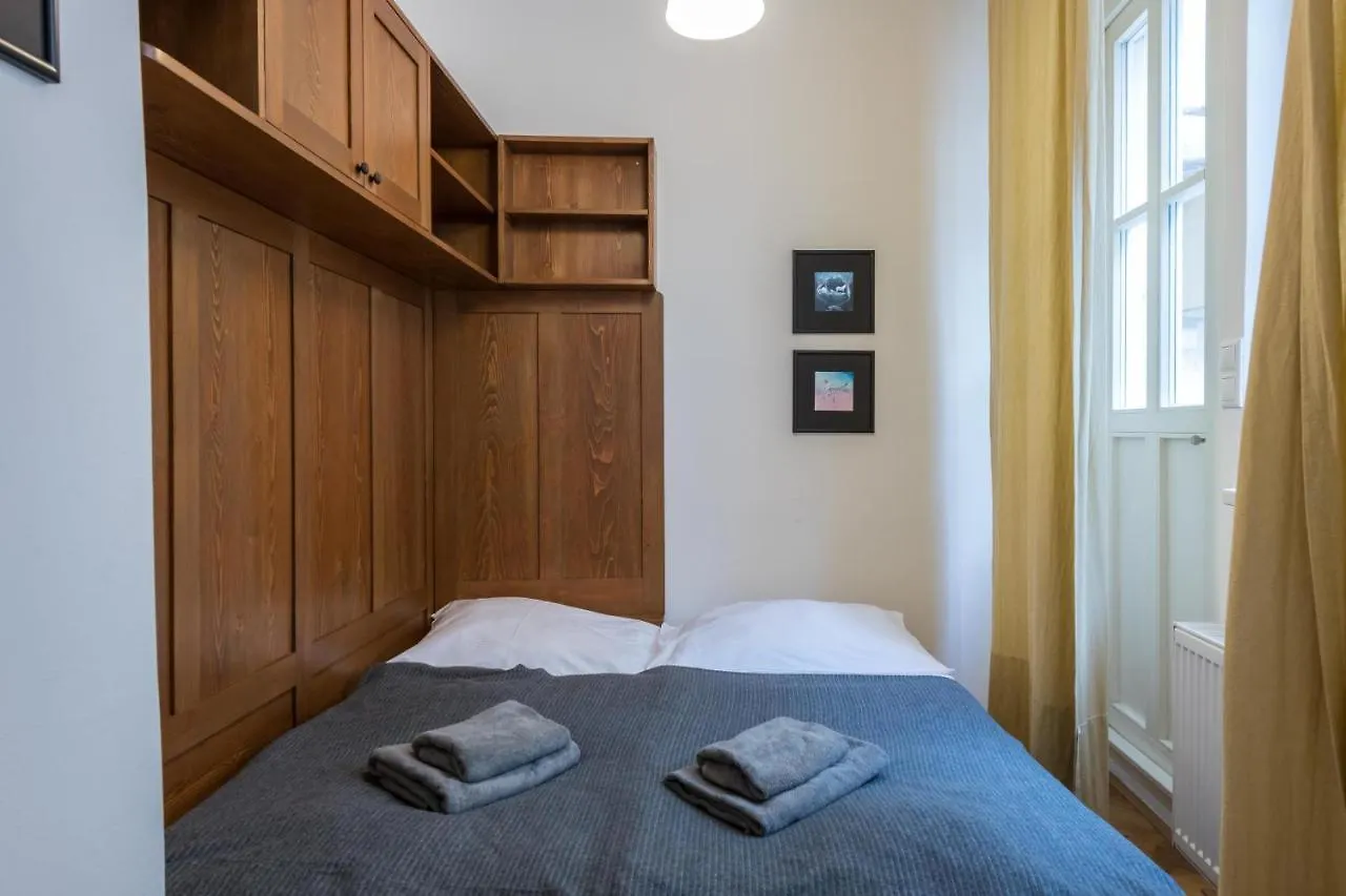 Apartment Apartman Carolinum Prague